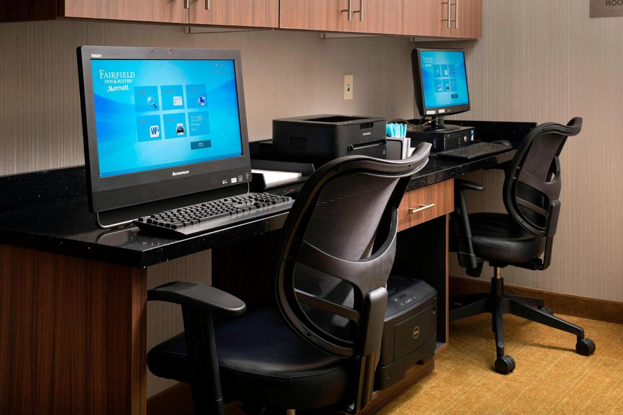 Fairfield Inn&suites By Marriott Airport Hotel