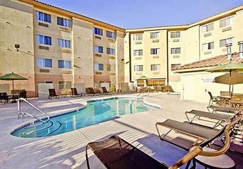 Fairfield Inn&suites By Marriott Airport Hotel