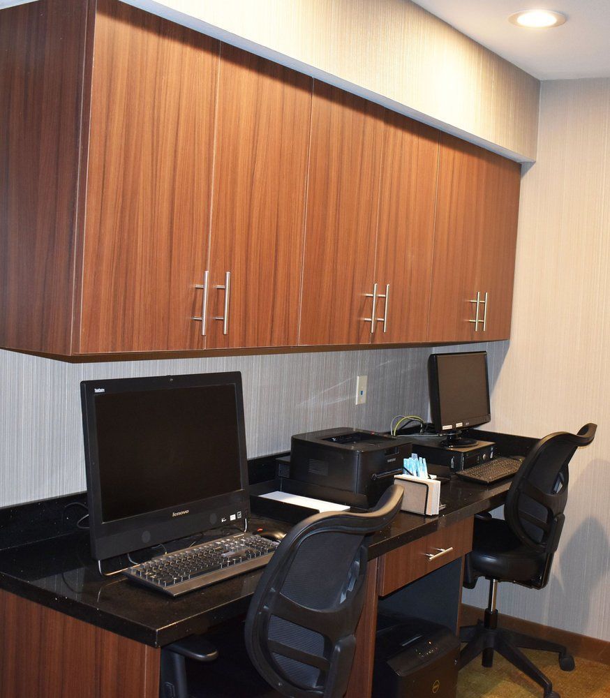 Hotel Fairfield Inn&suites By Marriott Airport